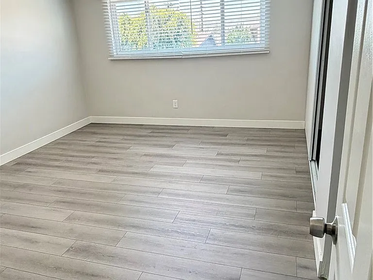 15121 Woodruff Pl — Photo 7