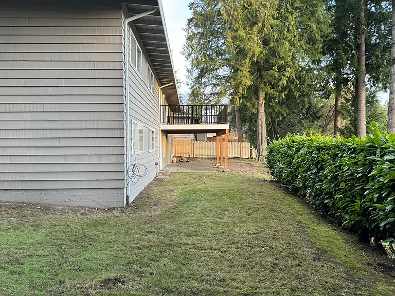 16209 Lake Hills Blvd — Photo 64