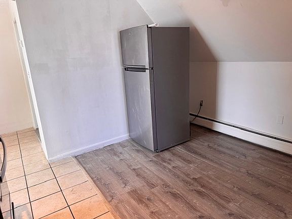 5th image of 14 Dane St APT 3