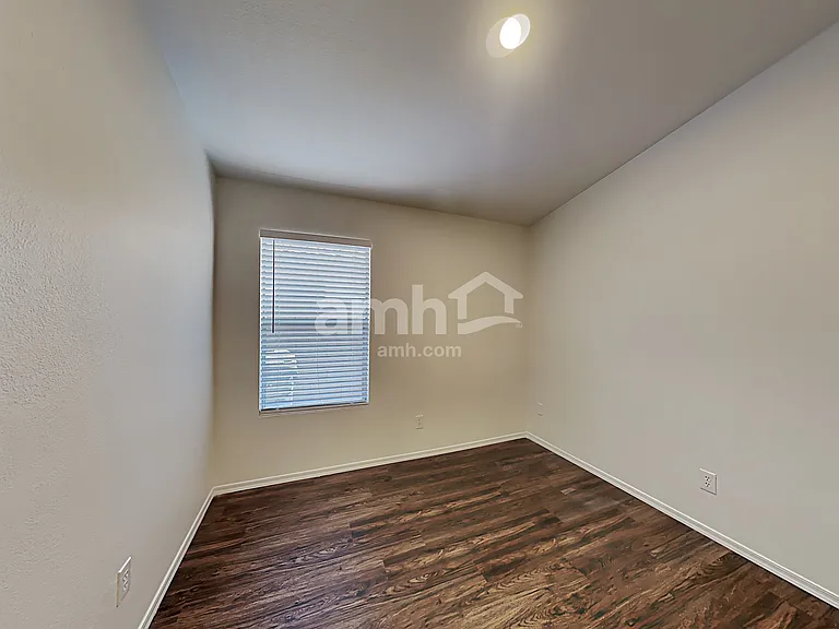 15142 W Eureka Trl — Photo 22