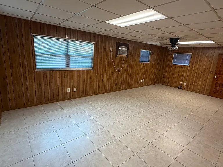 2530 Kiwanis Ave — Photo 4