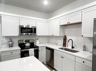 320 Hummingbird Ln, Chesnee, SC 29323