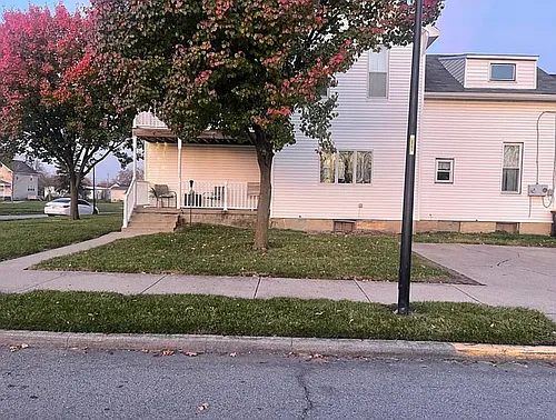 919 Hugh St Photo 1