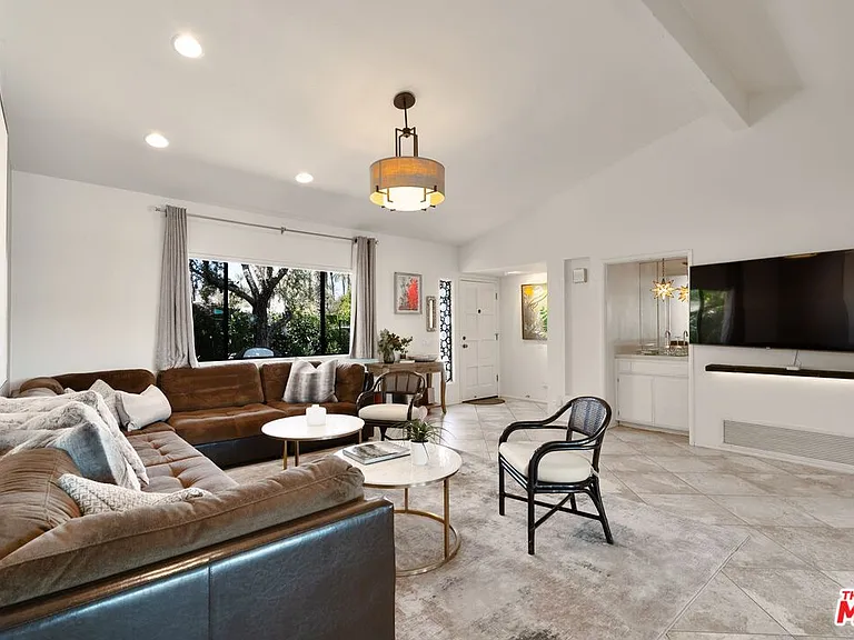 Royal Palm Dr — Photo 7