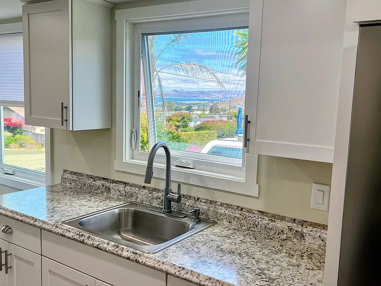 446 Tulare Ave — Photo 7