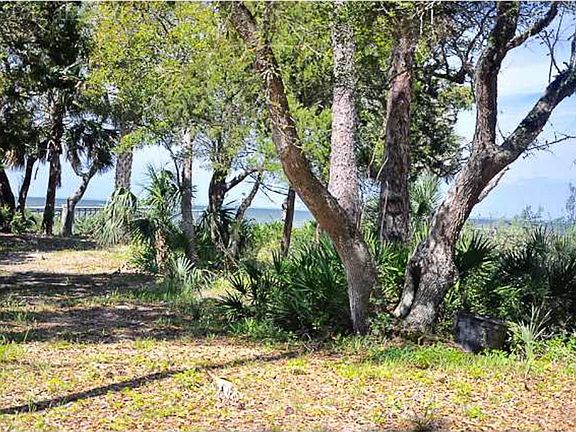 5th image of 2231 Coquina Dr