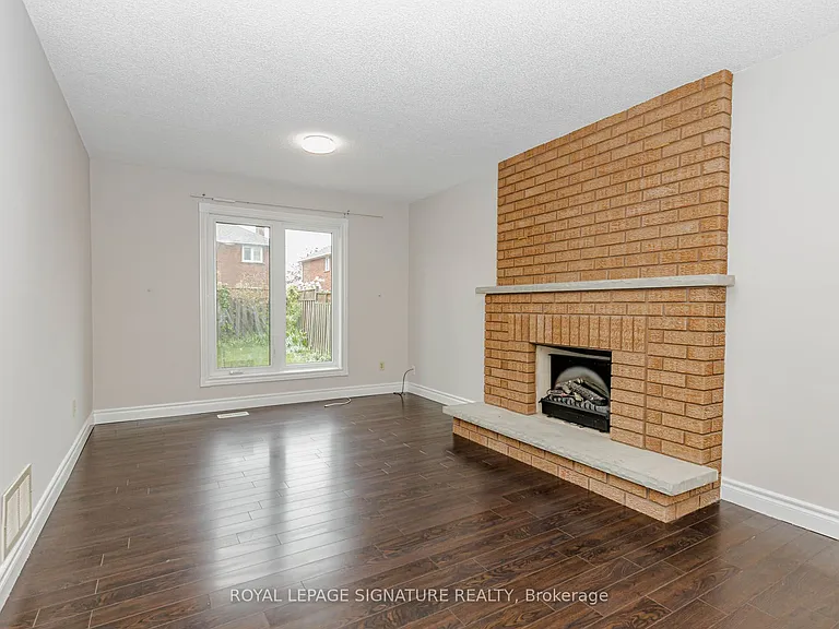 101 Hullrick Dr — Photo 22