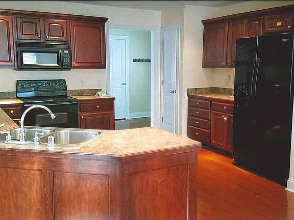 2nd image of 3415 Cool Water Ct