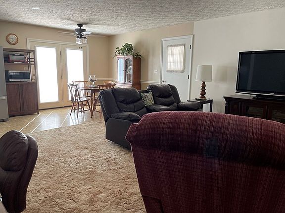 4th image of 3056 Franklin Tpke