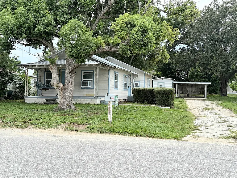 608 Lemon St — Photo 1
