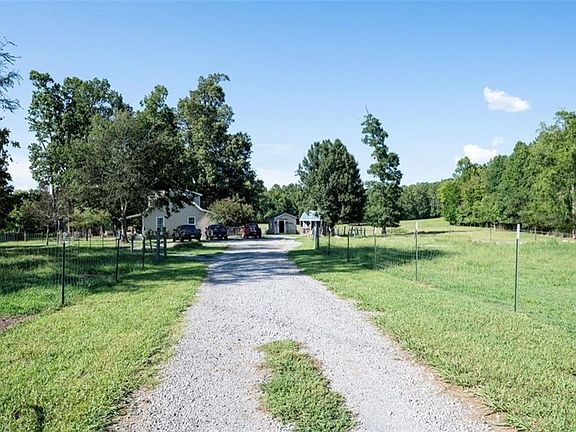 5th image of 1647 Us Highway 411 NE