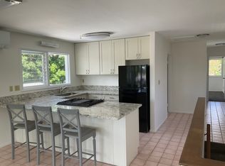 823 Kainui Dr, Kailua, HI 96734