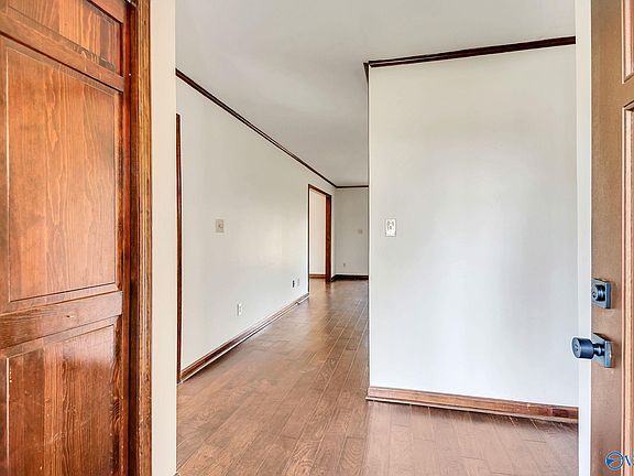 4th image of 465 Nick Davis Rd