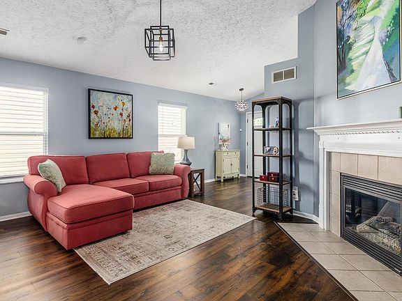 3rd image of 2137 Balais Ct