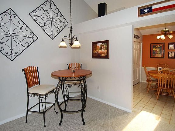 5th image of 3415 Valley Gardens Dr