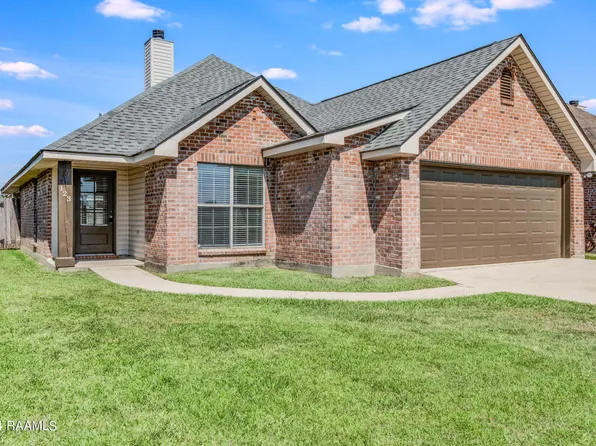 123 Troubadore Dr, Youngsville, LA 70592