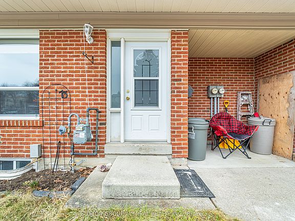 2nd image of 73 Kingham Rd #73