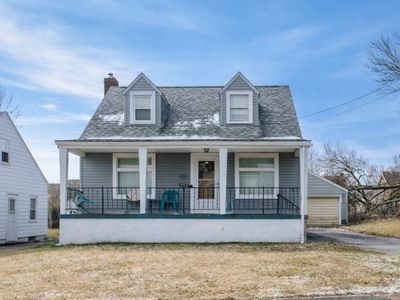 1325 Douglas Ave, Youngstown, OH, 44502