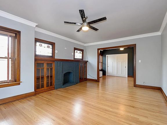 3rd image of 3400 N Kildare Ave APT 2F