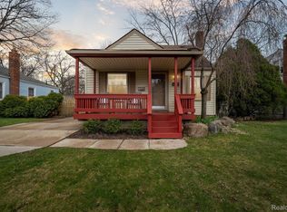 4034 Cummings Ave, Berkley, MI 48072