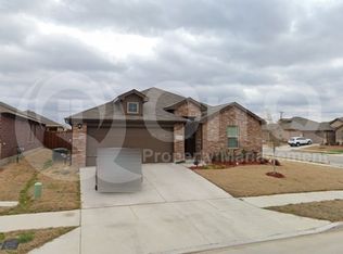 2321 Denmark Ln, Fort Worth, TX 76108