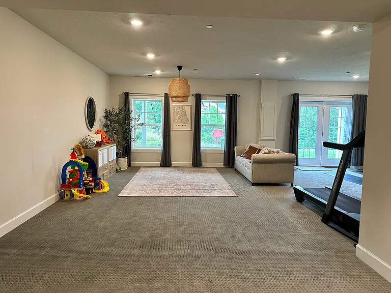 4303 Spruce Rd — Photo 26