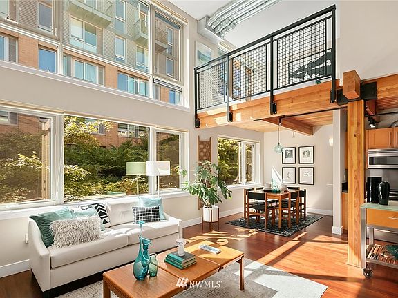 4th image of 530 Broadway Avenue E #221