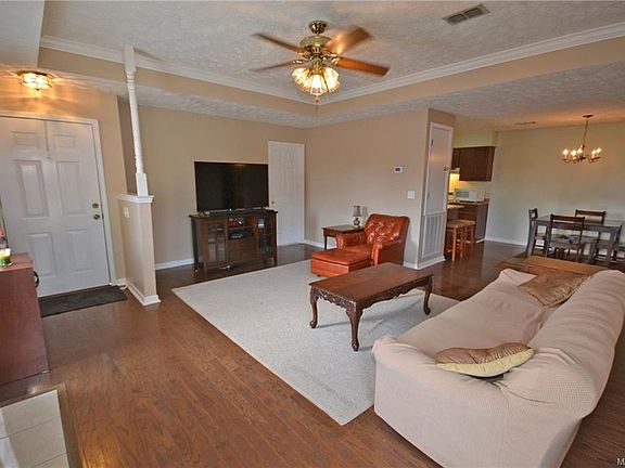 3rd image of 6711 Water Oak Ln