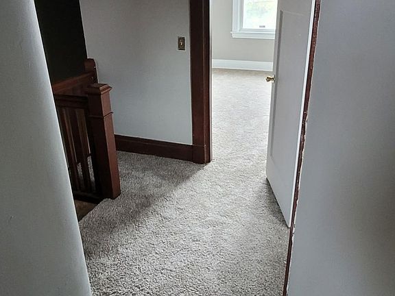 5th image of 2521 Park Ave