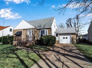 224 Orchard Dr, Buffalo, NY 14223