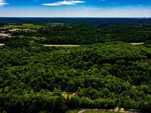 Surrounding Rose Gdn, Weirton, WV 26062