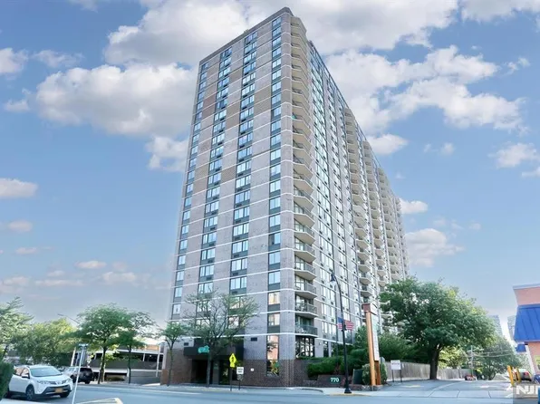 770 Anderson Avenue #18K, Cliffside Park, NJ 07010