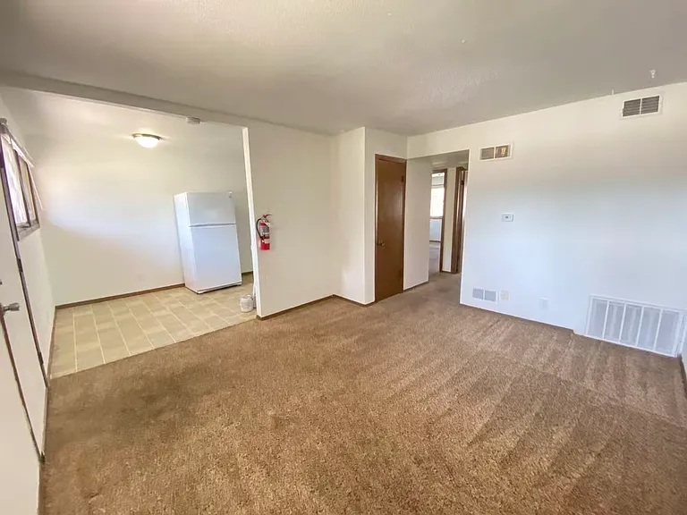 875 N 25th St #883 — Photo 2