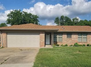 2015 S Oklahoma St, Sapulpa, OK 74066