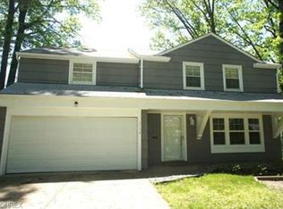 3654 Fenley Rd, Cleveland Heights, OH 44121