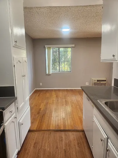 235 S Rampart Blvd #102 — Photo 2