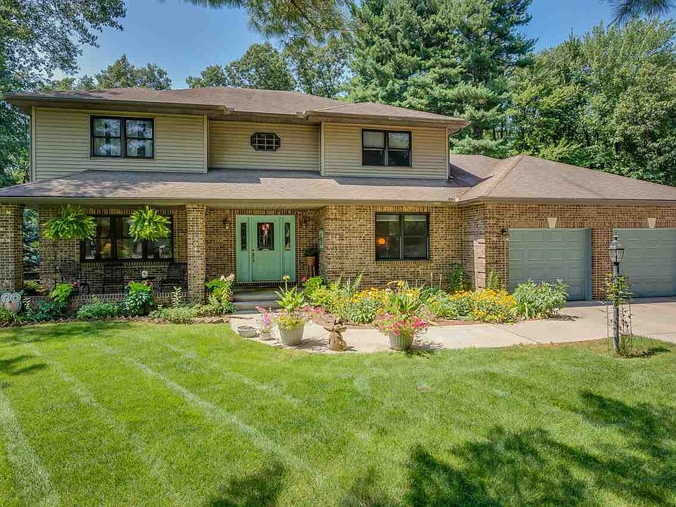 1st image of 51247 Shady Ln
