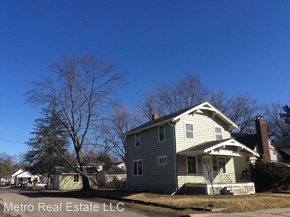 2nd image of 3301 Smith St