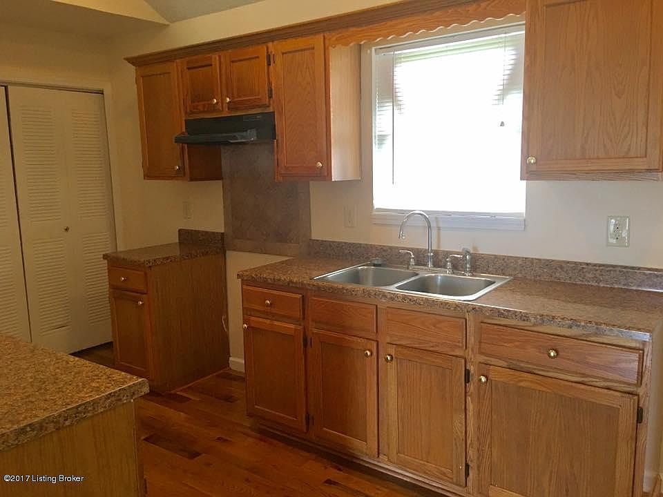 3830 Oboe Dr, Louisville, KY 40216 Zillow