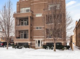 527 Summit Ave, Park Ridge, IL 60068