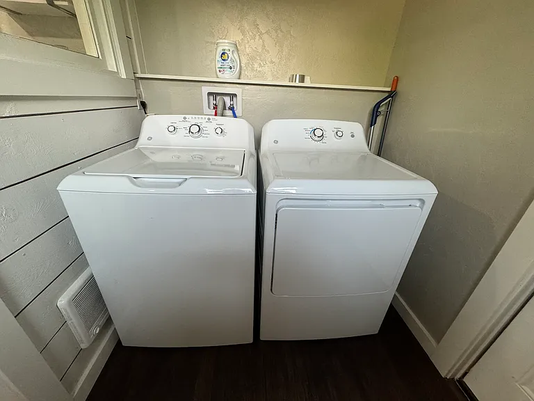 513 S Saint Charles St #A — Photo 9