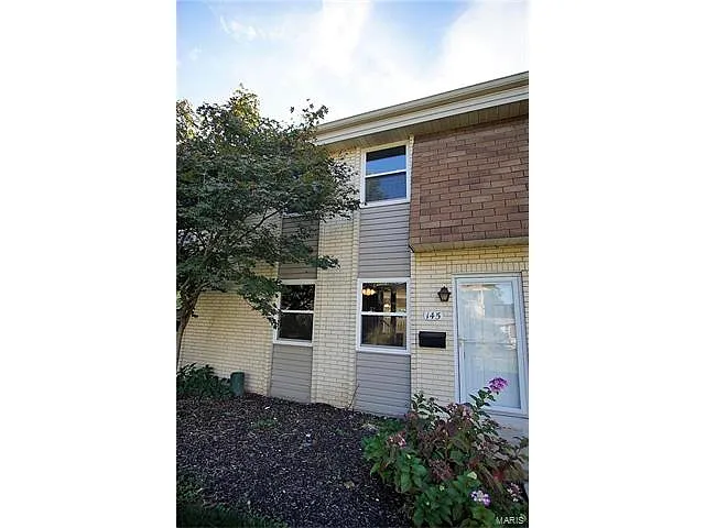145 Shadalane Walk photo 1