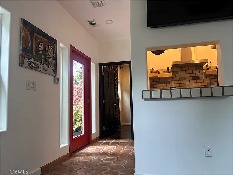 1802 N Raymond Ave — Photo 35