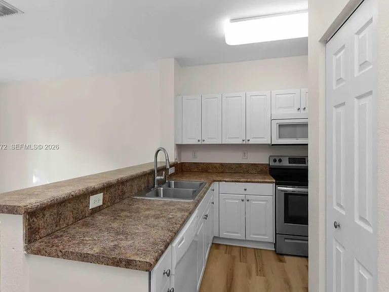 9343 SW 227th St #5-21 — Photo 4