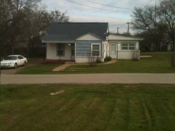 208 W Weaver Ave, Alvarado, TX 76009