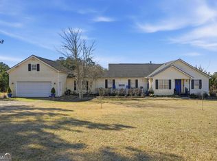 20 Apple Rd, Locust Grove, GA 30248