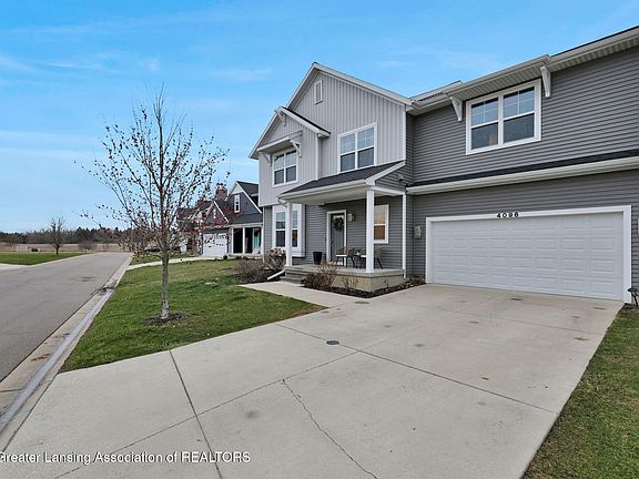 3rd image of 4096 Palomino Dr