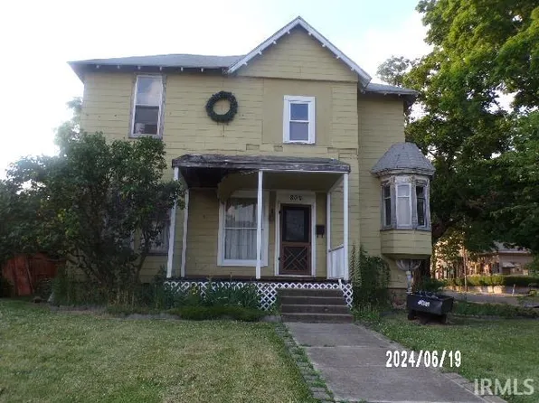802 W 5th St, Marion, IN 46953