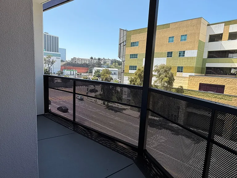 Canvas LA — Photo 73