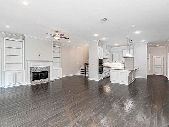 5th image of 15162 Germany Oaks Blvd